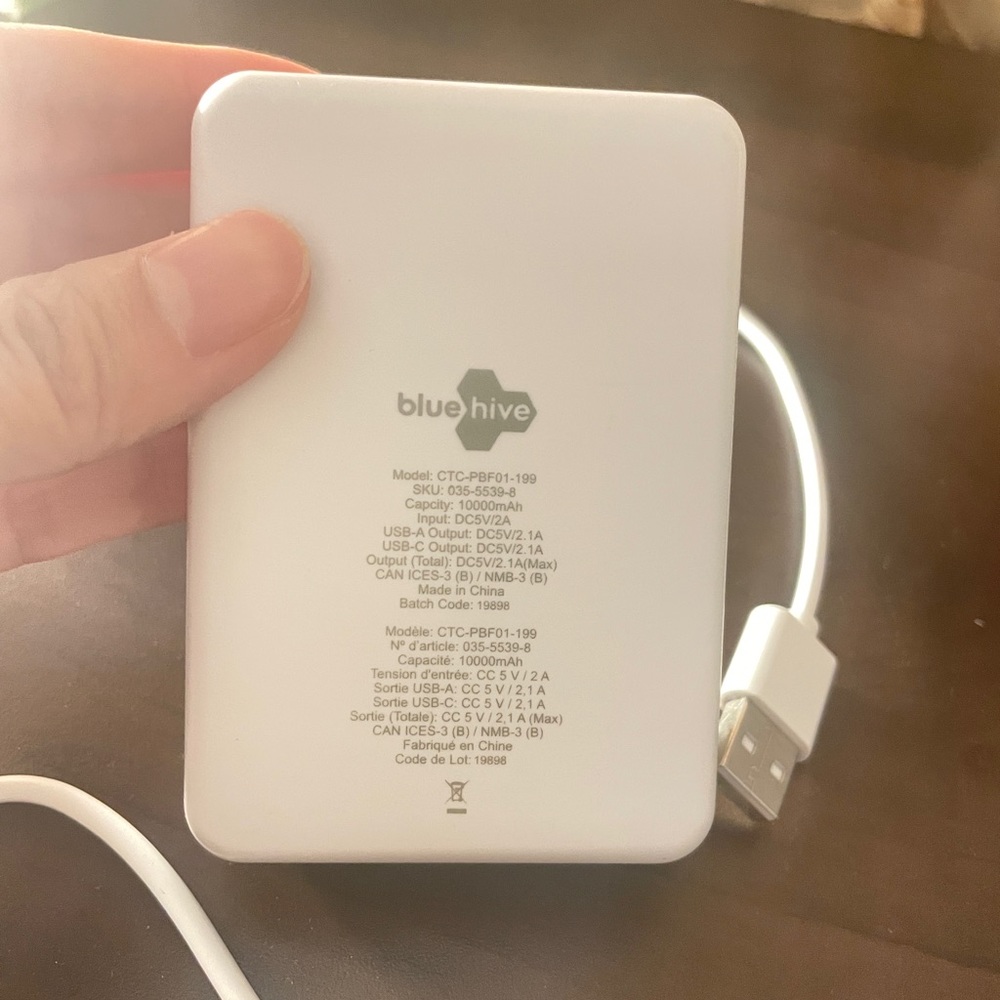 BlueHive Portable Charger